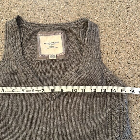 AMERICAN EAGLE Wool Blend Sweater Vest - Picture 7 of 8